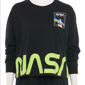 🌟NASA graphic tee